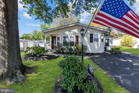 15 Asheton Ln, Souderton, PA 18964
