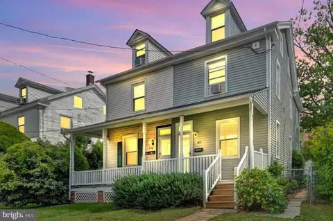307 W Walnut St, North Wales, PA 19454