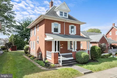 24 Franklin Ave, Souderton, PA 18964