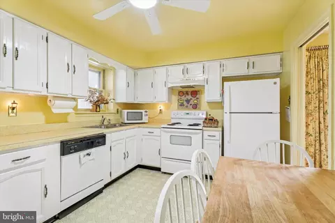 515 Conway Ave, Narberth, PA 19072 photo 9