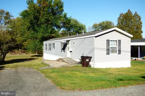 570 Layfield Rd #A, Perkiomenville, PA 18074