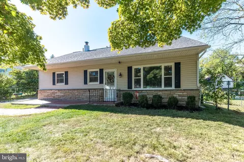 2812 Meyer Ave, Glenside, PA 19038