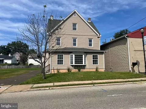 1664 Easton Rd, Willow Grove, PA 19090