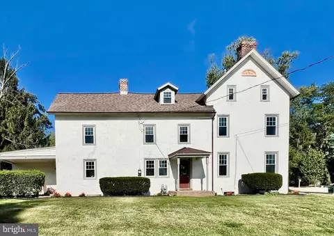 2437 Patane Ave, Abington, PA 19001