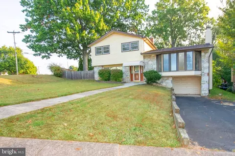 247 Leona Ave, Huntingdon Valley, PA 19006