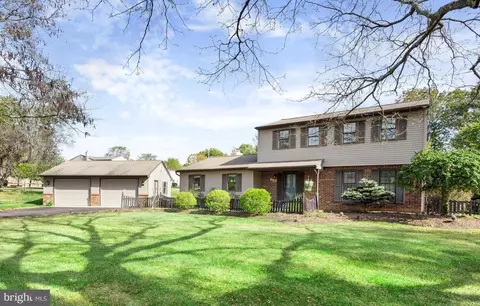 657 Birchwood Ct, Hatfield, PA 19440