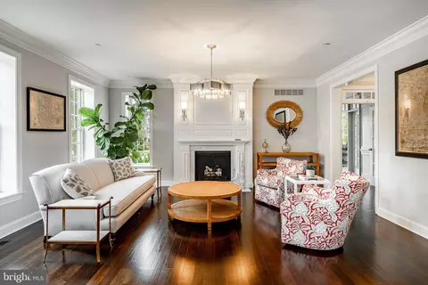Living - 1048 Whitegate Rd, Wayne, PA 19087 photo 1 of 4