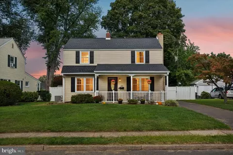 459 Jefferson Ave, Hatboro, PA 19040