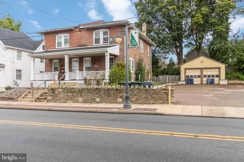 923 Township Line Rd, Elkins Park, PA 19027