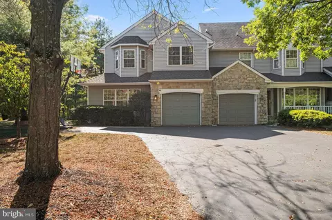 182 Filly Dr, North Wales, PA 19454