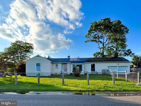3 Taylor Rd, Conshohocken, PA 19428