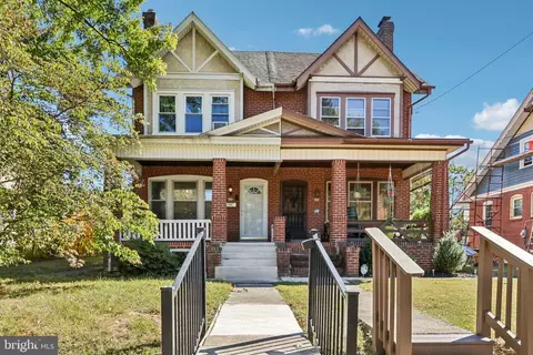 840 N Charlotte, Pottstown, PA 19464