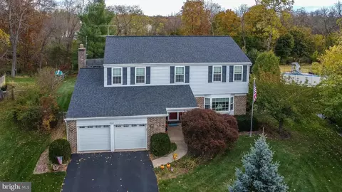 413 Militia Dr, Lansdale, PA 19446