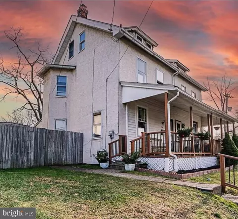 521 Green St, Lansdale, PA 19446