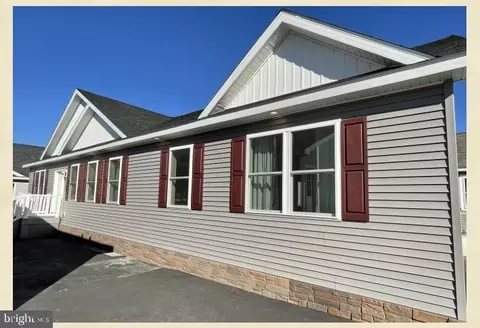 482 Manatawny St, Pottstown, PA 19464