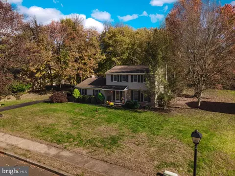 2191 Claremont Dr, Hatfield, PA 19440