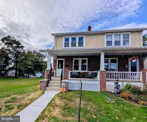 89 W Hamlin Ave, Telford, PA 18969