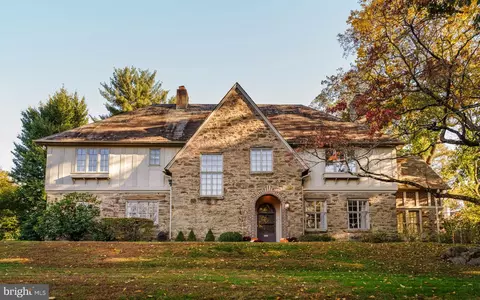 247 Meetinghouse Rd, Jenkintown, PA 19046