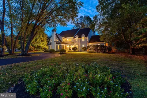 900 Gladestry Ln, Ambler, PA 19002