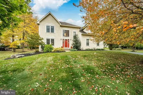 1059 Charter Oaks Dr, Lansdale, PA 19446