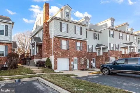 706 Kennedy Ct, Norristown, PA 19403