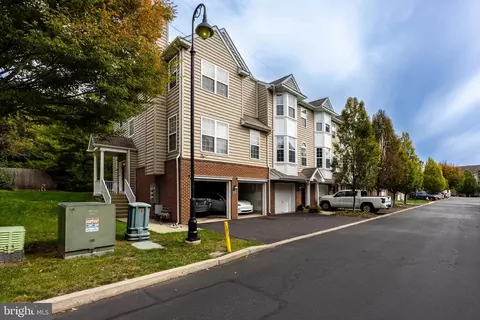25 Cameron Ct #25, Royersford, PA 19468