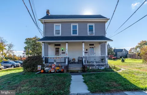 119 E 121 E Broad St, Telford, PA 18969