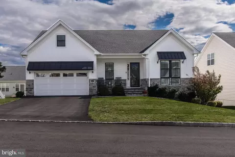 505 Galleria St, Dresher, PA 19025