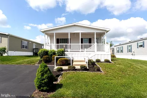 299 Meadow Ct, North Wales, PA 19454