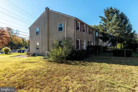 108 Sunrise Dr, Pottstown, PA 19464