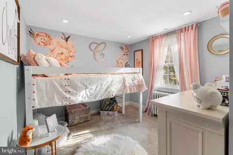 Bedroom - 1141 Lafayette Rd, Wayne, PA 19087 photo 4 of 10
