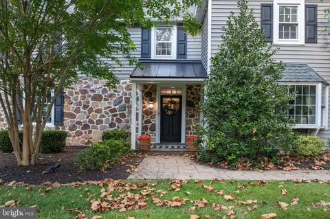 Exterior - 1141 Lafayette Rd, Wayne, PA 19087 photo 2 of 14