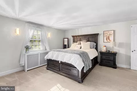 Bedroom - 1141 Lafayette Rd, Wayne, PA 19087 photo 5 of 10