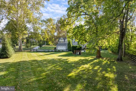 Exterior - 1141 Lafayette Rd, Wayne, PA 19087 photo 10 of 14