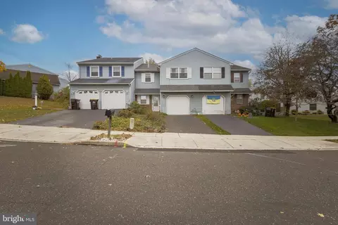 228 Red Haven Dr, North Wales, PA 19454