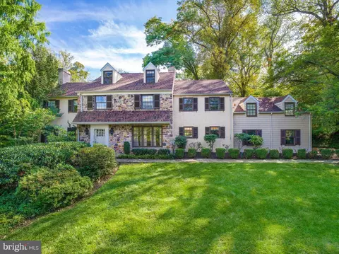 1345 Valley Rd, Villanova, PA 19085