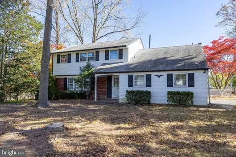 37 Maurice Ln, Hatboro, PA 19040