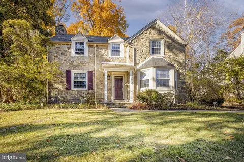 516 Beaver Rd, Glenside, PA 19038