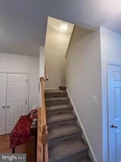 Entry Way - 12 Dunkirk Ct, Eagleville, PA 19403 photo 9 of 19