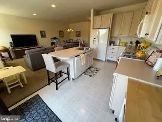Entry Way - 12 Dunkirk Ct, Eagleville, PA 19403 photo 8 of 19