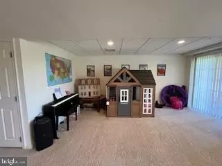 Entry Way - 12 Dunkirk Ct, Eagleville, PA 19403 photo 14 of 19