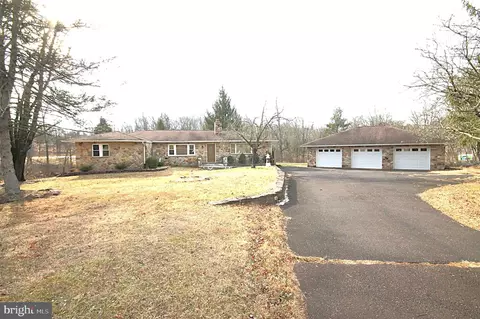 414 Tyson Rd, Schwenksville, PA 19473