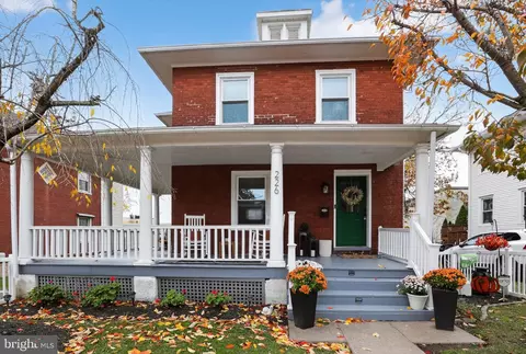 226 N Spring Garden St, Ambler, PA 19002