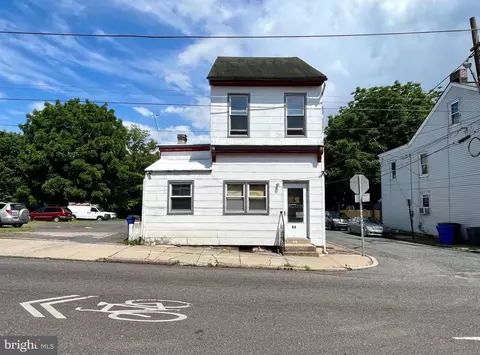 64 S Evans St, Pottstown, PA 19464