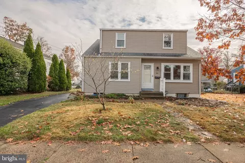 743 Penn Ave, Glenside, PA 19038