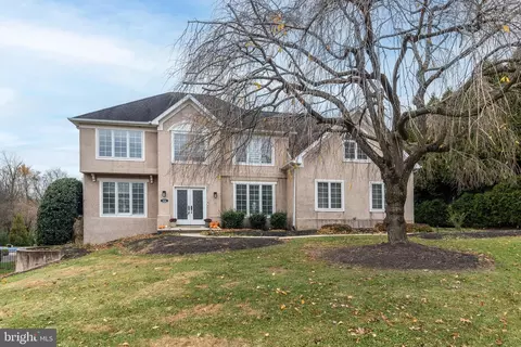 926 Manor Ave, Meadowbrook, PA 19046