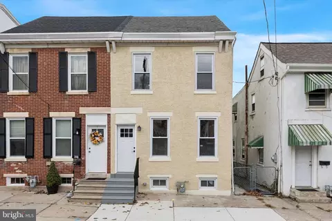 425 Grove St, Bridgeport, PA 19405