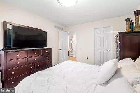 Bedroom - 311 Rices Mill Rd, Wyncote, PA 19095 photo 5 of 8