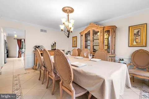 Dining - 311 Rices Mill Rd, Wyncote, PA 19095 photo 2 of 4