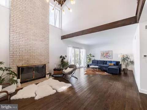 919 Laburnum Ln, Wyncote, PA 19095